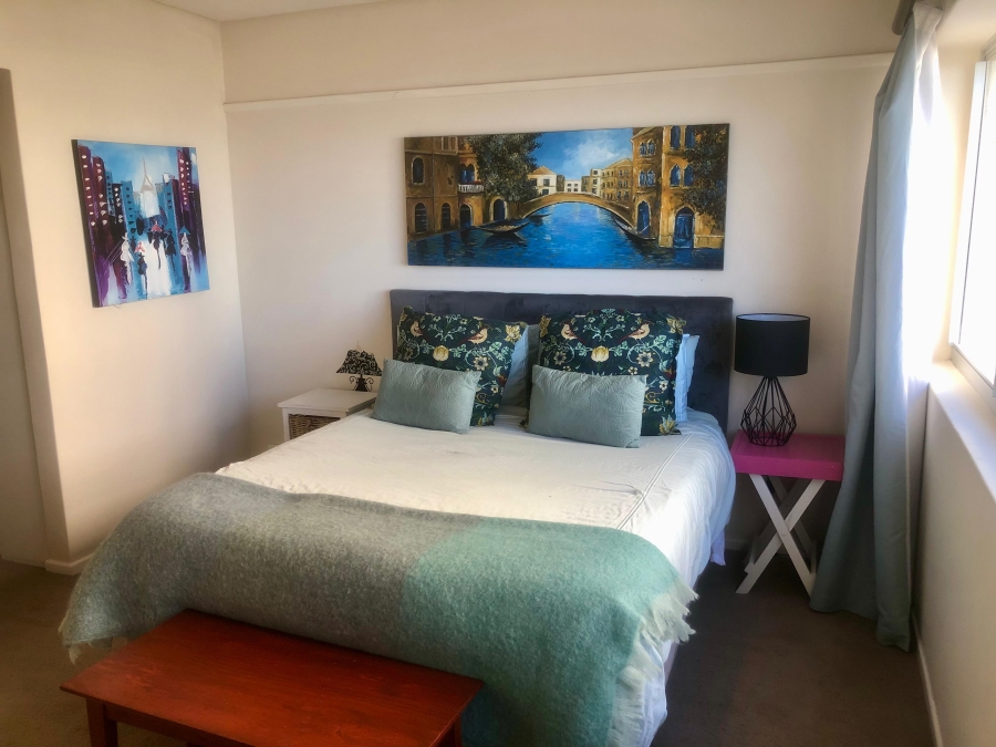 To Let 2 Bedroom Property for Rent in Sea Point Western Cape